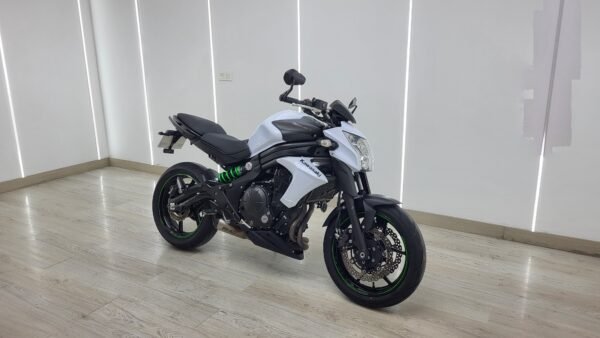 KAWASAKI ER 6N - Imagen 2