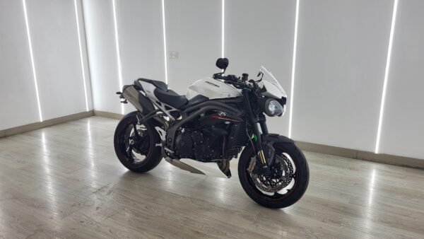 TRIUMPH SPEED TRIPLE RS - Imagen 3