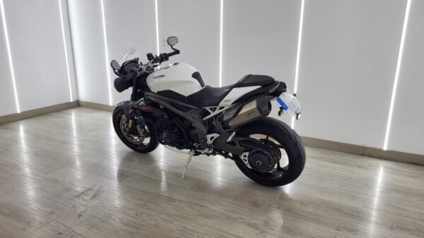 TRIUMPH SPEED TRIPLE RS - Imagen 13
