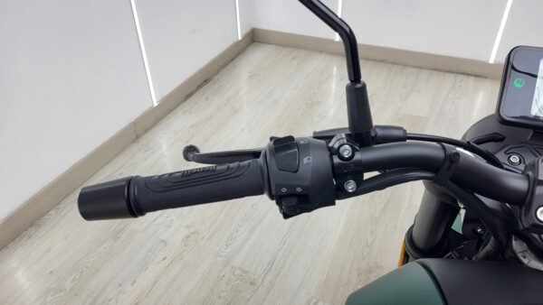 BENNELLI Leoncino 125 - Imagen 9