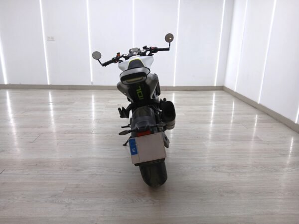 HUSQVARNA Vitpilen 701 - Imagen 8