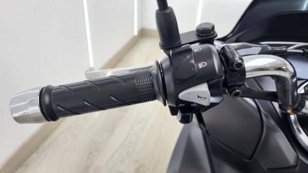 HONDA PCX 125 - Imagen 13