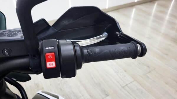 KTM 790 ADVENTURE - Imagen 19