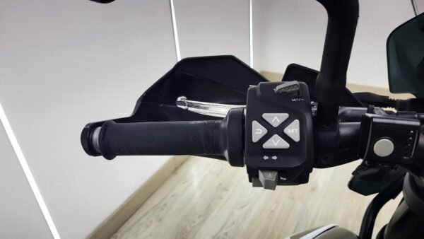 KTM 790 ADVENTURE - Imagen 17