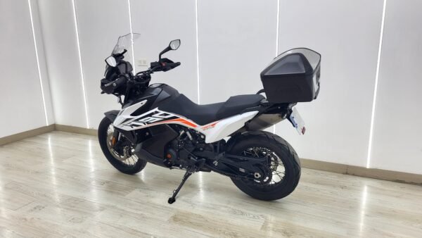 KTM 790 ADVENTURE - Imagen 12