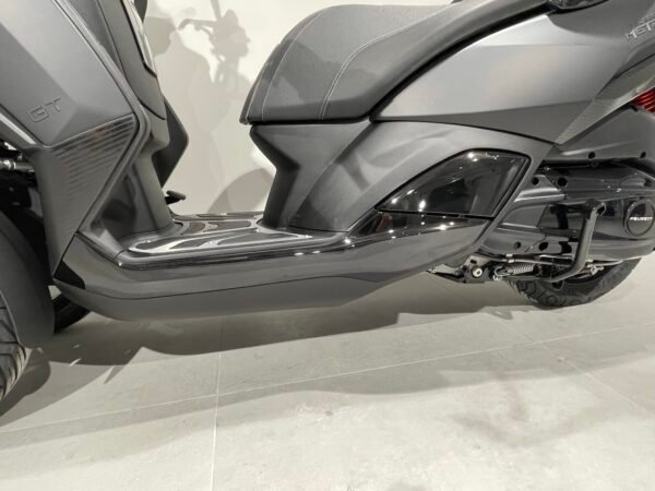 PEUGEOT METROPLIS 400 GT - Imagen 28